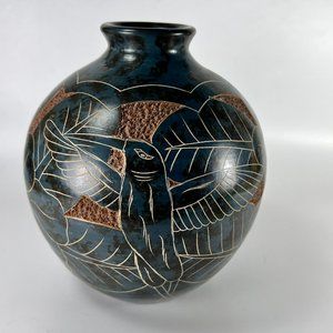 Vtg Nicaragua Vase Clay Pottery Folk Art Carved Incised Hummingbird Flower 6"
